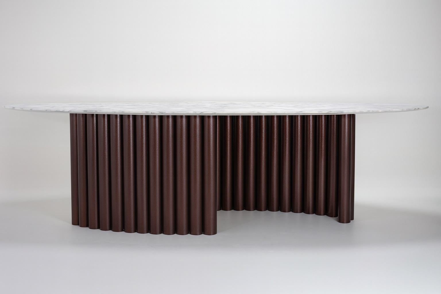 https://a.1stdibscdn.com/cantus-sculptural-arabescato-marble-dining-table-with-bronze-organ-pipe-base-for-sale-picture-3/f_68162/f_470663621760604719068/16_master.jpg