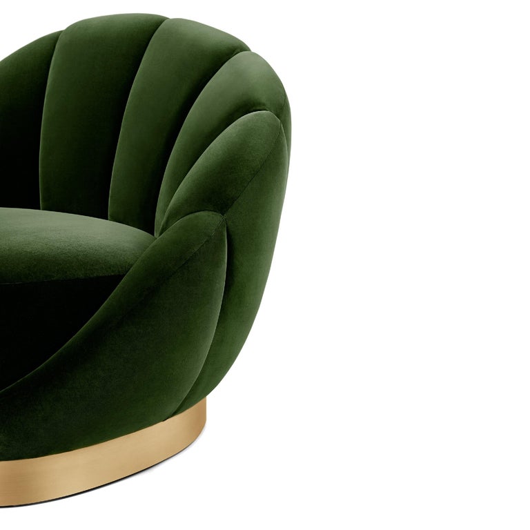 https://a.1stdibscdn.com/contemporary-armchair-w-detailed-seaming-through-the-front-to-back-for-sale-picture-6/f_27693/f_329036921677052616648/170100_MUNNA_OLYMPIA_ARMCHAIR_05_master.jpg?width=768