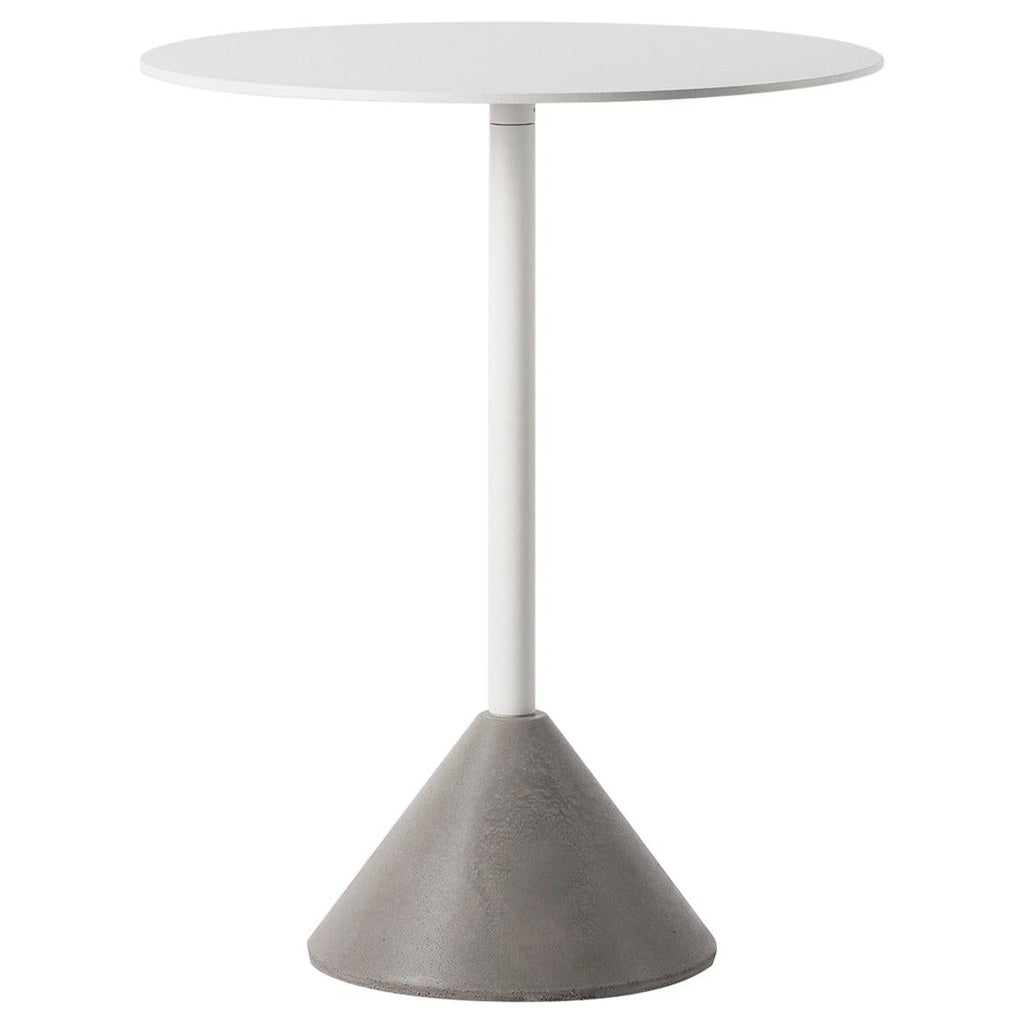 https://a.1stdibscdn.com/round-dining-table-ding-made-of-concrete-and-aluminum-white-for-sale/1121189/f_170324821574853914043/17032482_master.jpg