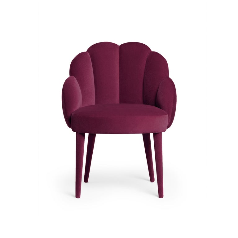 https://a.1stdibscdn.com/contemporary-dining-chair-offered-in-velvet-for-sale-picture-4/f_27693/f_377549021704180032934/170400_MUNNA_DAISY_CHAIR_MULBERRY_01__master.jpg?width=768