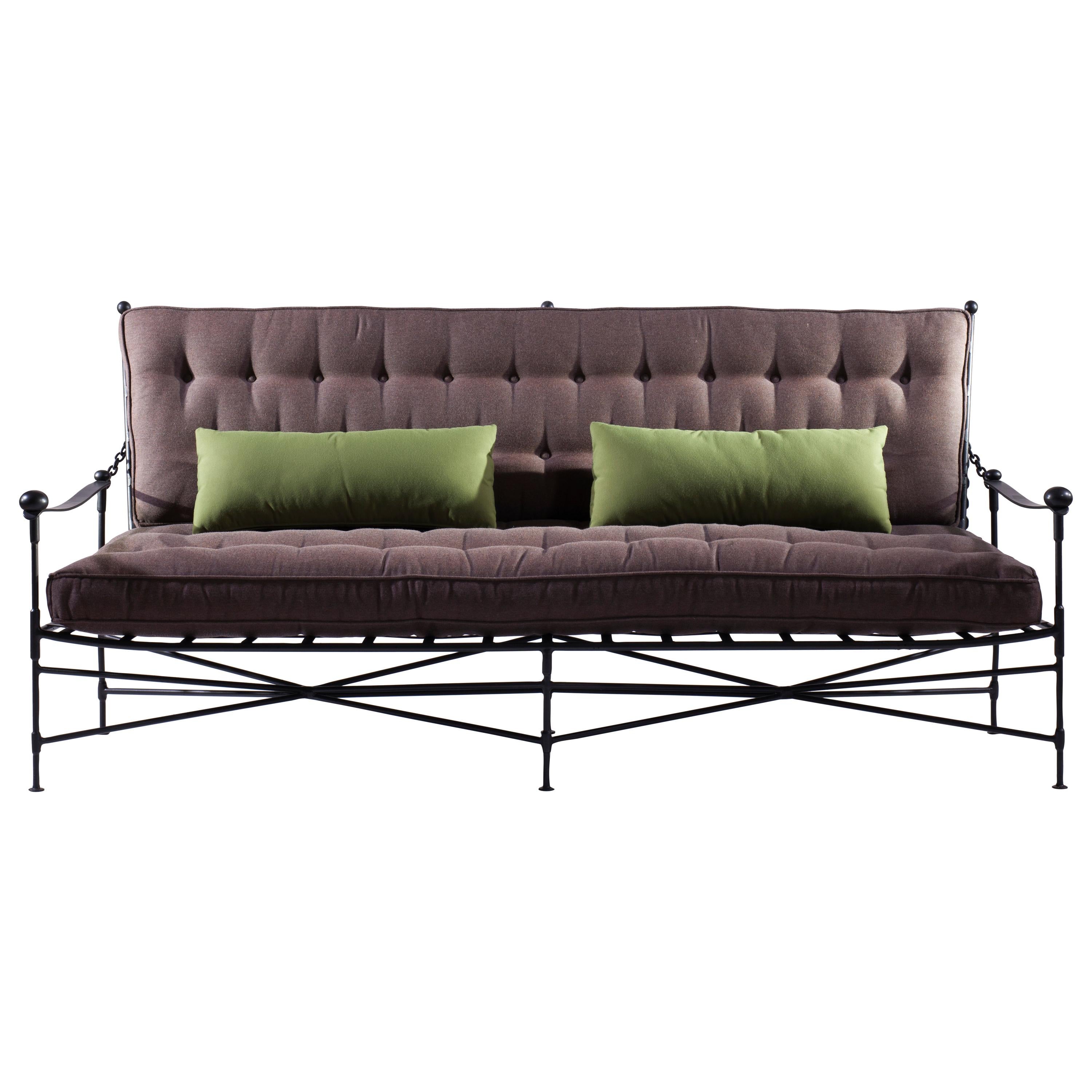 https://a.1stdibscdn.com/classic-garden-sofa-classic-steel-frame-sofa-with-buttoned-cushions-for-sale/1121189/f_170460611594461859273/17046061_master.jpg