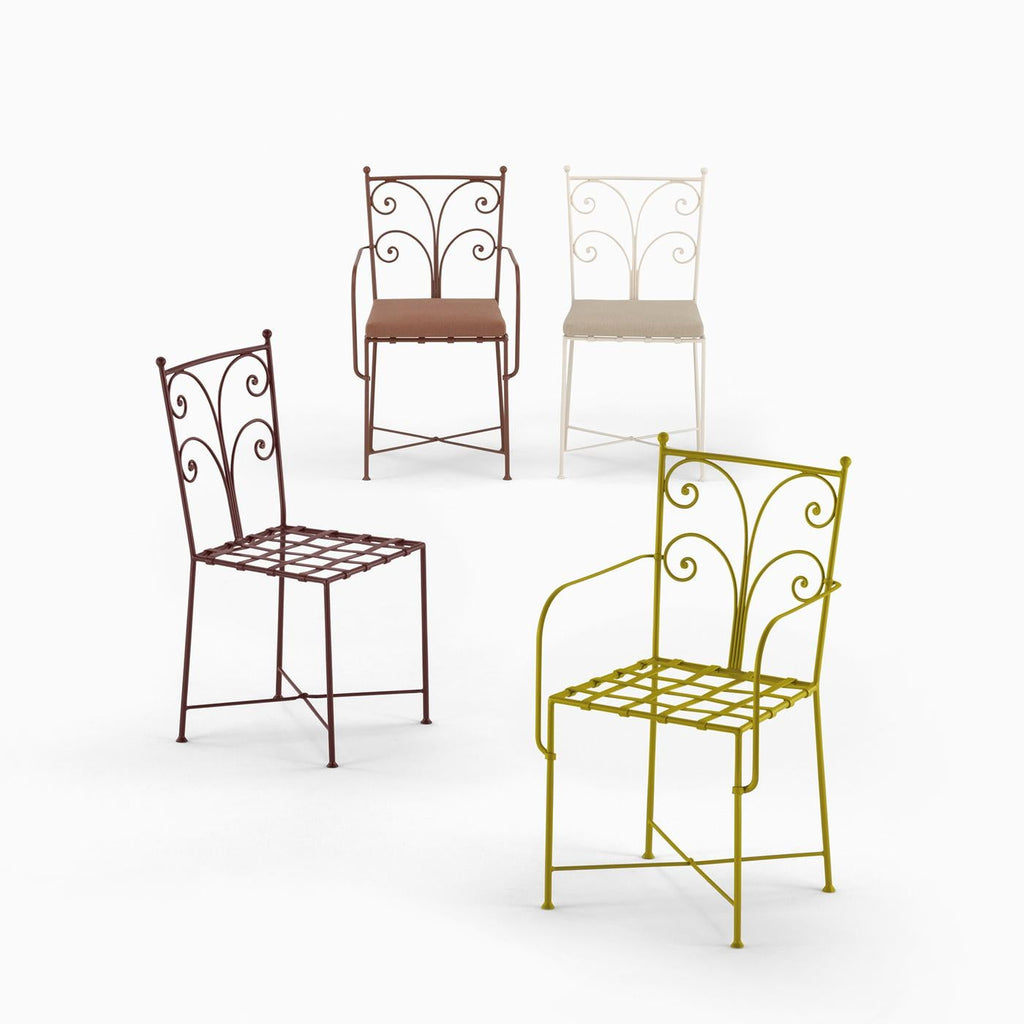 https://a.1stdibscdn.com/acanta-wrought-iron-brown-outdoor-chair-by-dante-negro-for-sale-picture-4/f_17062/f_454680021750065875536/1713362392115_AERENY_0028_Dante_20Negro_202022_09_M_16a_master.jpg