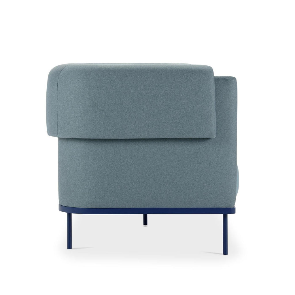 https://a.1stdibscdn.com/ombra-blue-2-seater-sofa-by-gae-avitabile-for-sale-picture-5/f_17062/f_453064321749027653643/1721810044889_AAEENY_0054_Adrenalina_Ombra_divano_202_20posti_lato_master.jpg