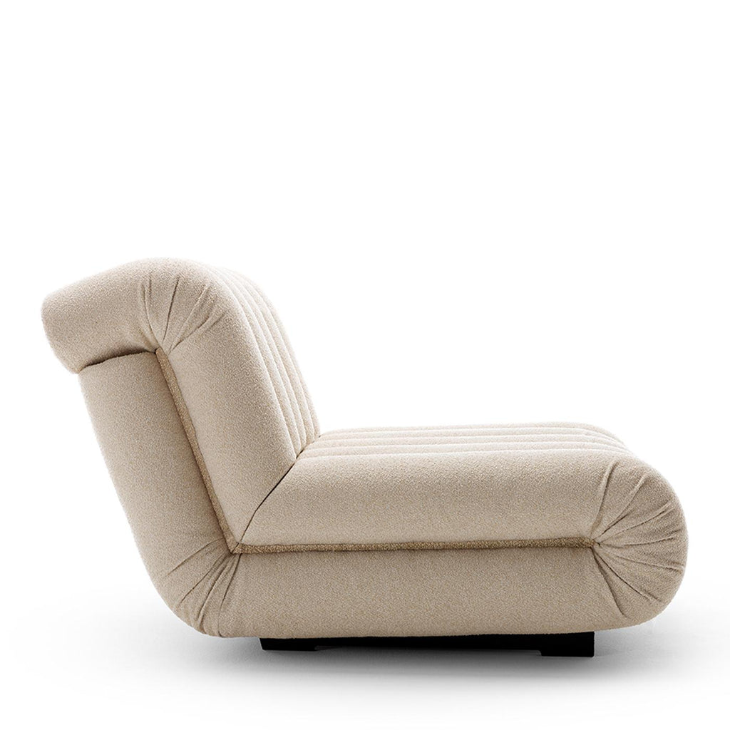 https://a.1stdibscdn.com/periscopio-fluted-beige-fabric-sofa-by-studiopepe-for-sale-picture-5/f_17062/f_451318721747900897953/1722516370708_AMETNY_0058_IMG_0296_master.jpg