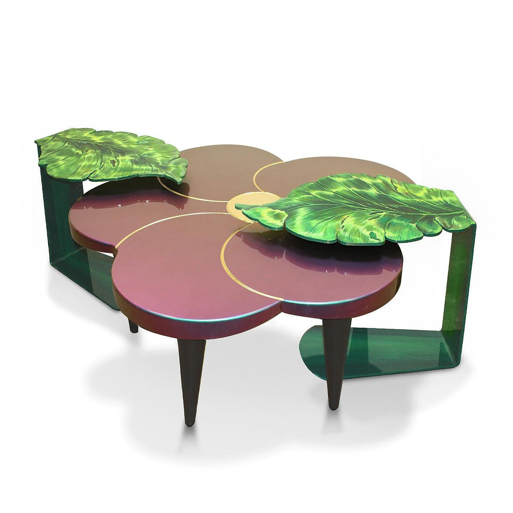 https://a.1stdibscdn.com/tiare-chameleon-flower-shaped-wooden-coffee-table-by-c-rampazzi-for-sale-picture-2/f_17062/f_451993621748350055064/1738943981673_STTRNY_0001_3_20Tavolini_20Tiare_CC_80_20laccato_20camaleonte_20e_20Leaves_20_20_master.jpg