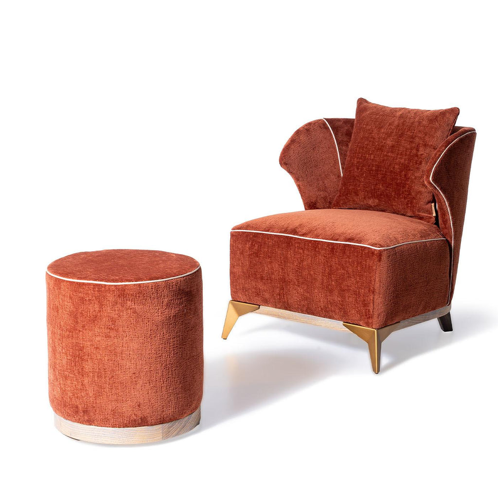 https://a.1stdibscdn.com/agostina-red-fabric-armchair-by-mantellassi-1926-for-sale-picture-2/f_17062/f_453076221749032852523/1739887206180_MATENY_0096_Copia_20di_20DSC08231_master.jpg