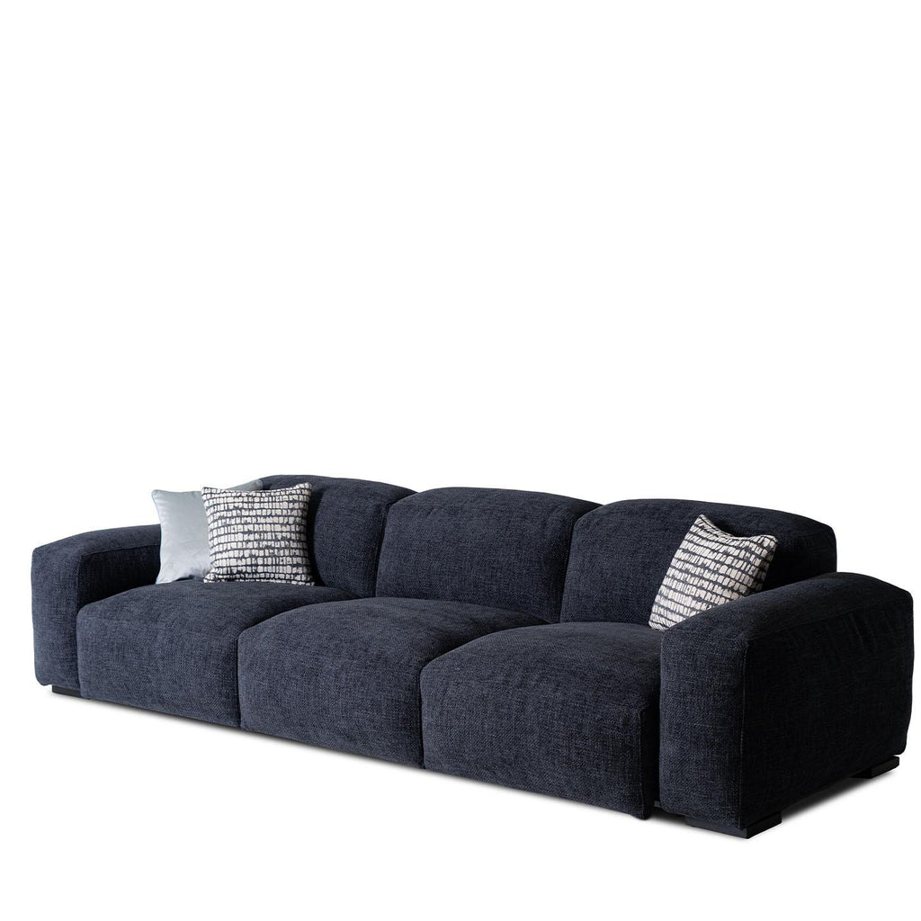 https://a.1stdibscdn.com/placido-blue-fabric-3-seater-sofa-by-mantellassi-1926-for-sale-picture-5/f_17062/f_453072321749031277212/1739888329109_MATENY_0015_Copia_20di_20Placido_20divano_203_20posti_20tessuto_20Axum_20blu_206_master.jpg