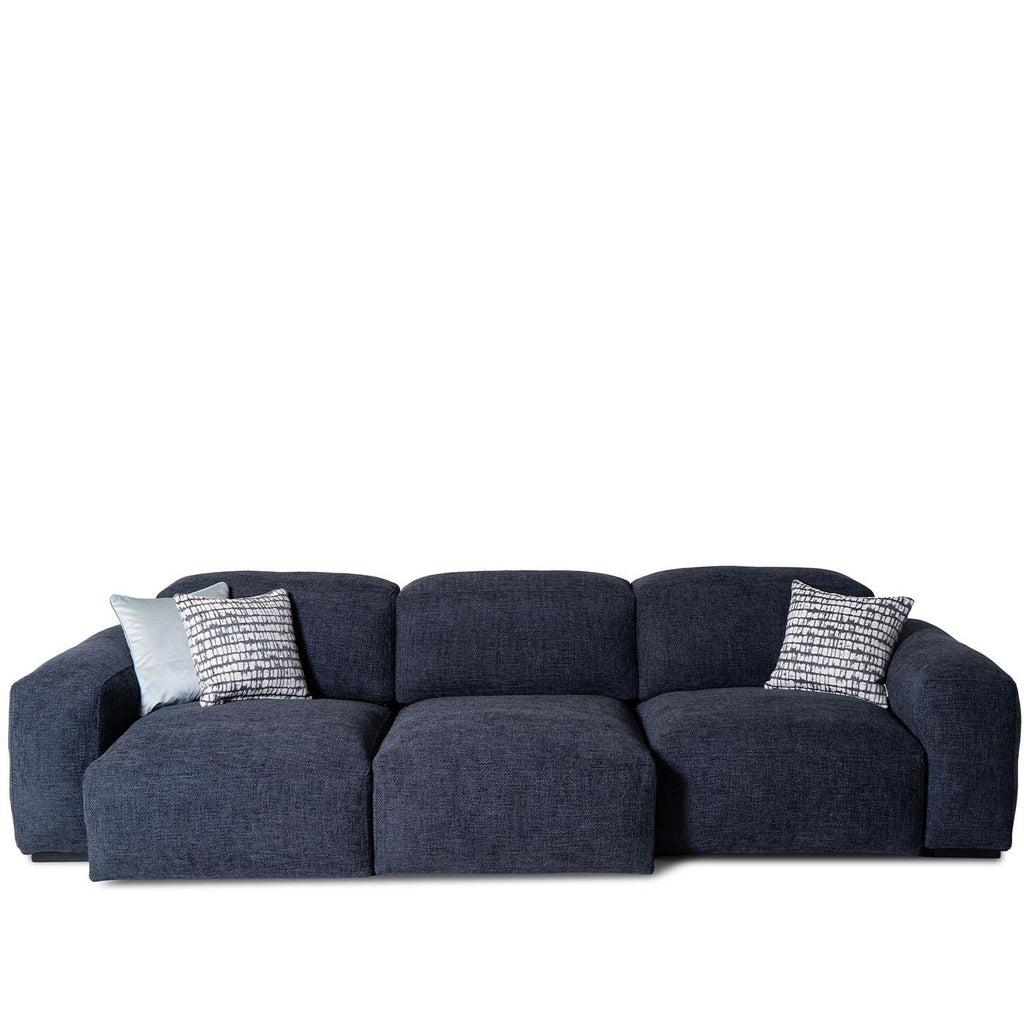 https://a.1stdibscdn.com/placido-blue-fabric-3-seater-sofa-by-mantellassi-1926-for-sale-picture-2/f_17062/f_453072321749031277001/1739888353751_MATENY_0018_Copia_20di_20Placido_20divano_203_20posti_20tessuto_20Axum_20blu_203_master.jpg