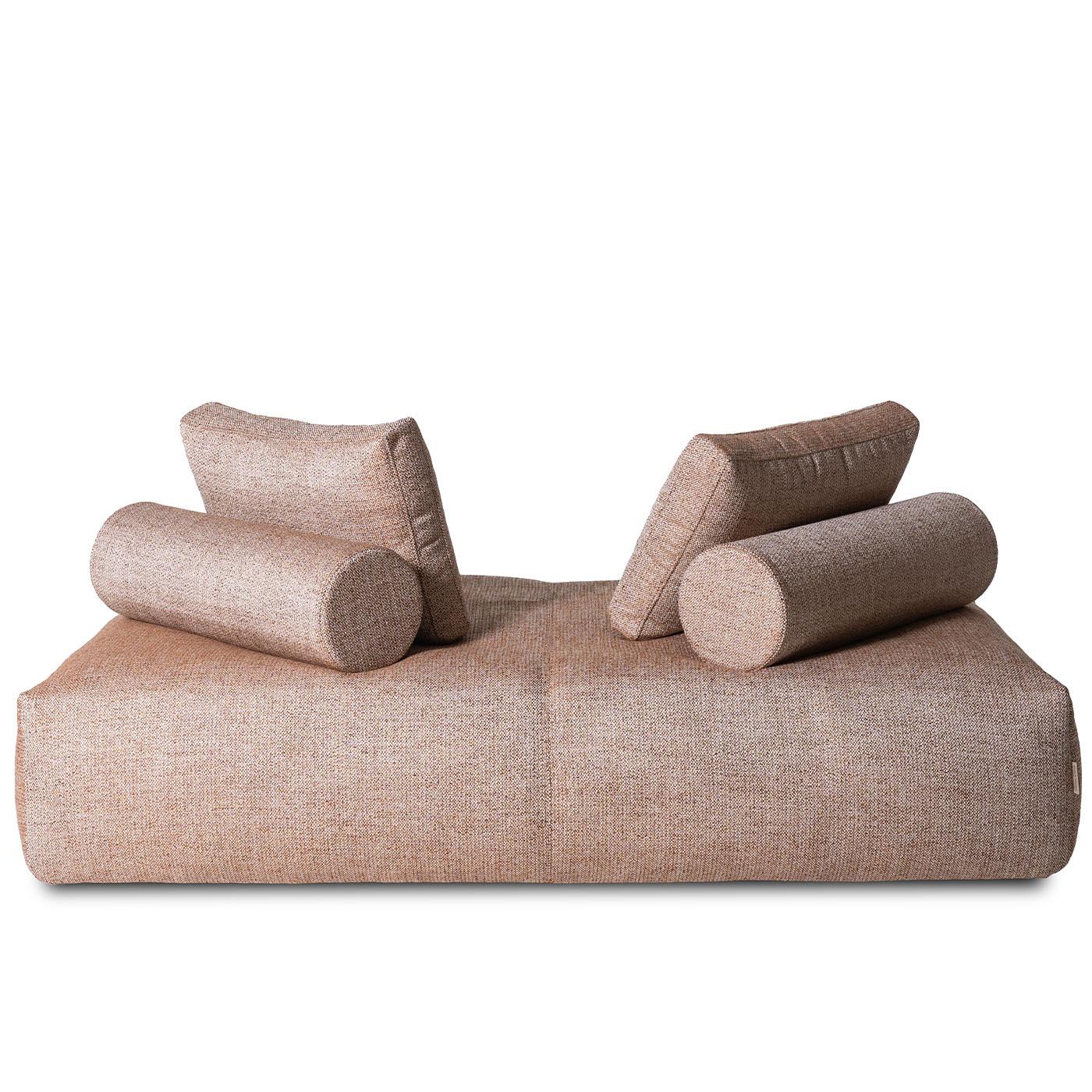https://a.1stdibscdn.com/freestyle-pink-fabric-platform-sofa-by-mantellassi-1926-for-sale-picture-3/f_17062/f_453072921749031607575/1739890600256_MATENY_0067_Copia_20di_20DSC08997_master.jpg