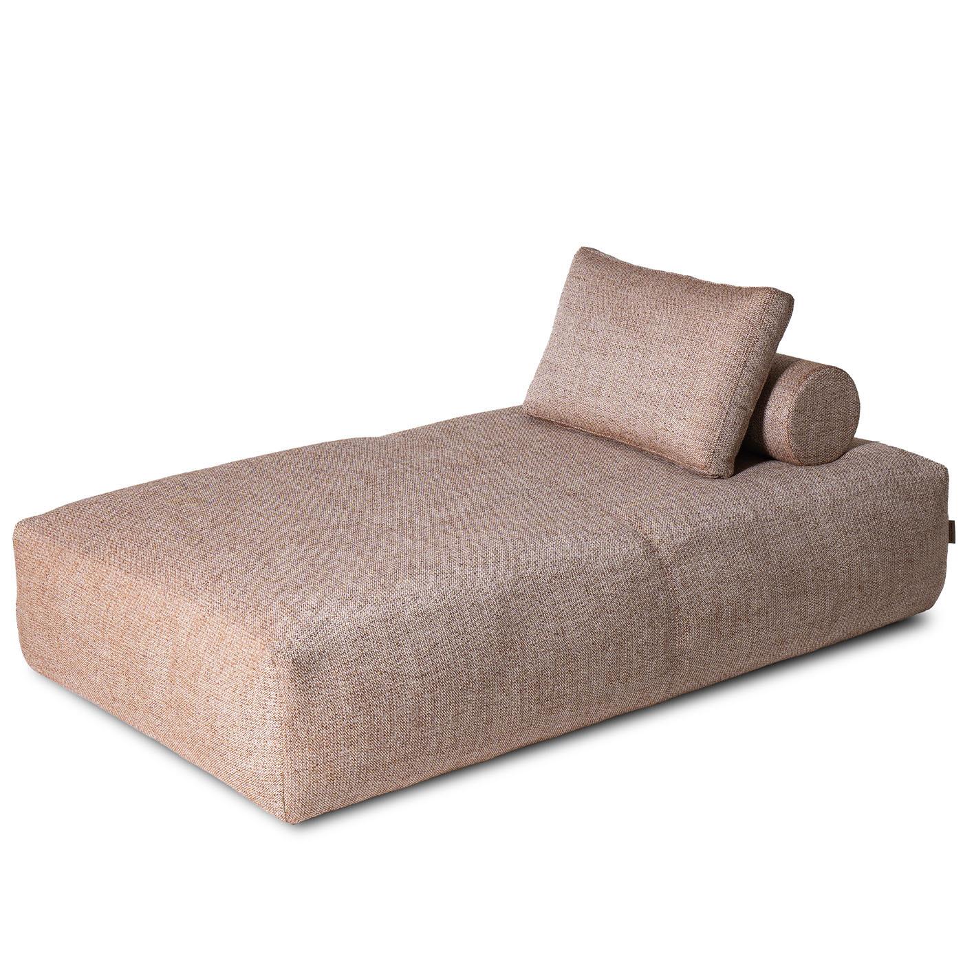 https://a.1stdibscdn.com/freestyle-pink-fabric-platform-sofa-by-mantellassi-1926-for-sale-picture-2/f_17062/f_453072921749031606968/1739890600563_MATENY_0064_Copia_20di_20DSC09006_master.jpg