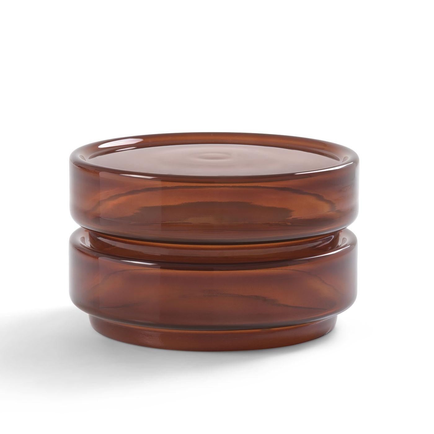 https://a.1stdibscdn.com/set-of-3-stack-880-amber-glass-modular-coffee-table-by-niccolo-devetag-for-sale-picture-3/f_17062/f_451992621748349644954/1746176482639_RMMMNY_0018_Billiani_Stack_0701_master.jpg