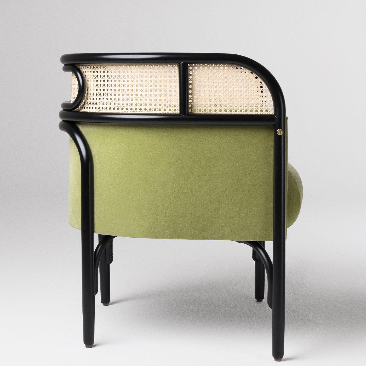 https://a.1stdibscdn.com/targa-petit-green-velvet-armchair-by-gamfratesi-for-sale-picture-5/f_17062/f_470659221760601159046/1748515817640_STTRNY_0004_TargaPetitbyGamFratei_11__master.jpg