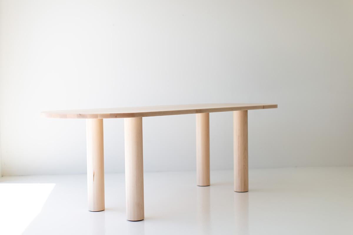 https://a.1stdibscdn.com/cava-modern-oval-dining-table-for-sale-picture-4/f_9720/f_359458521693930046261/17486102_modern_oval_dining_table_65740762_master.jpg