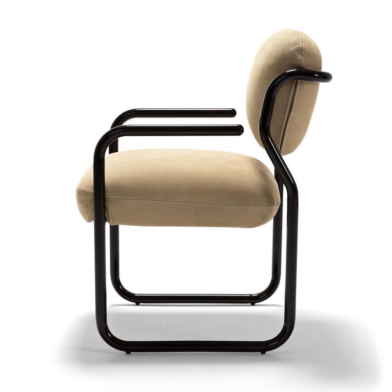 https://a.1stdibscdn.com/modernista-beige-leather-chair-studiopepe-by-exteta-for-sale-picture-8/f_17062/f_473571421762180898790/1751881924771_RMMMNY_0023_ModernistaChairSide_master.jpg?width=768