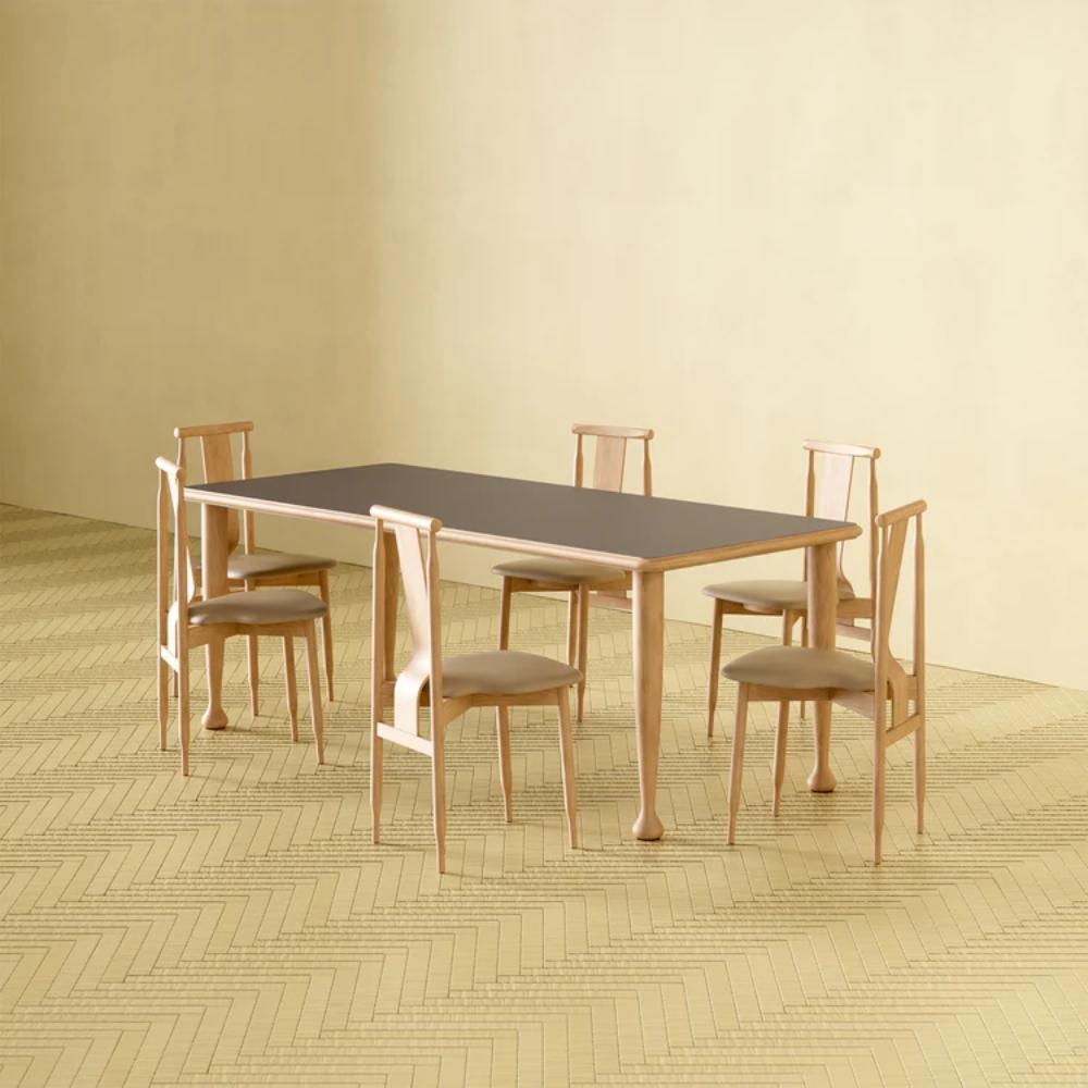 https://a.1stdibscdn.com/morbio-table-in-black-ash-by-achille-pier-giacomo-castiglioni-for-meritalia-for-sale-picture-2/f_16392/f_476302821763648896681/1751959765682_AAMRNY_0140_Meritalia_Morbio_Lierna_Living_03_master.jpg