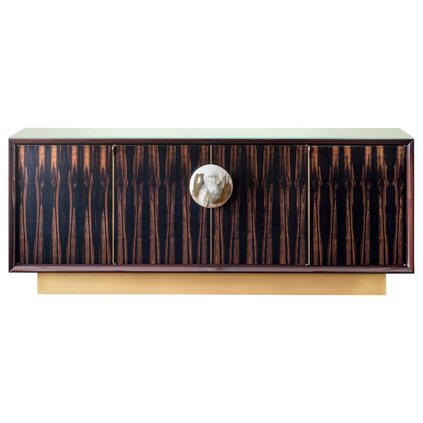 https://a.1stdibscdn.com/helios-4-door-cabinet-in-macassar-ebony-veneer-with-horn-handle-mod-7015ebl-for-sale/1121189/f_175259411579326347145/17525941_master.jpg