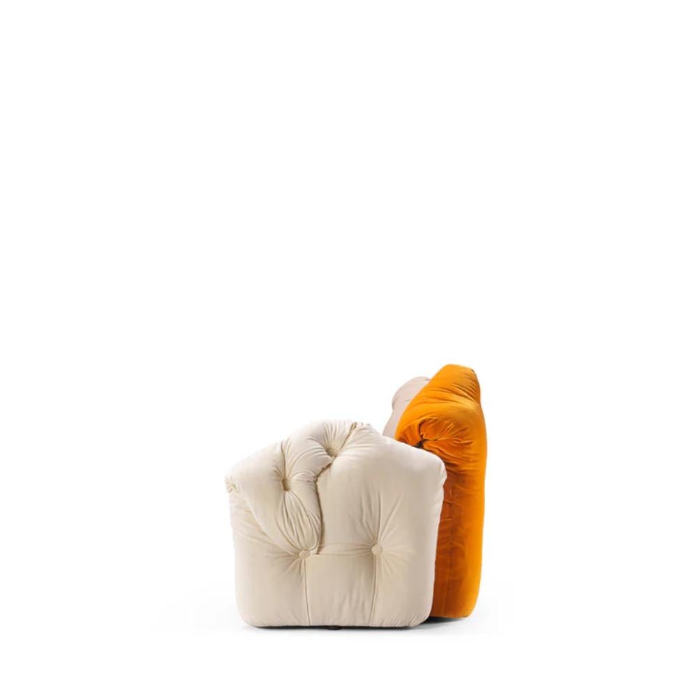 https://a.1stdibscdn.com/sofa-michetta-three-seater-sofa-by-gaetano-pesce-for-meritalia-for-sale-picture-3/f_16392/f_475827421763467442445/1754380154433_AAMRNY_0011_Meritalia_SofaMichetta_03_1__master.jpg