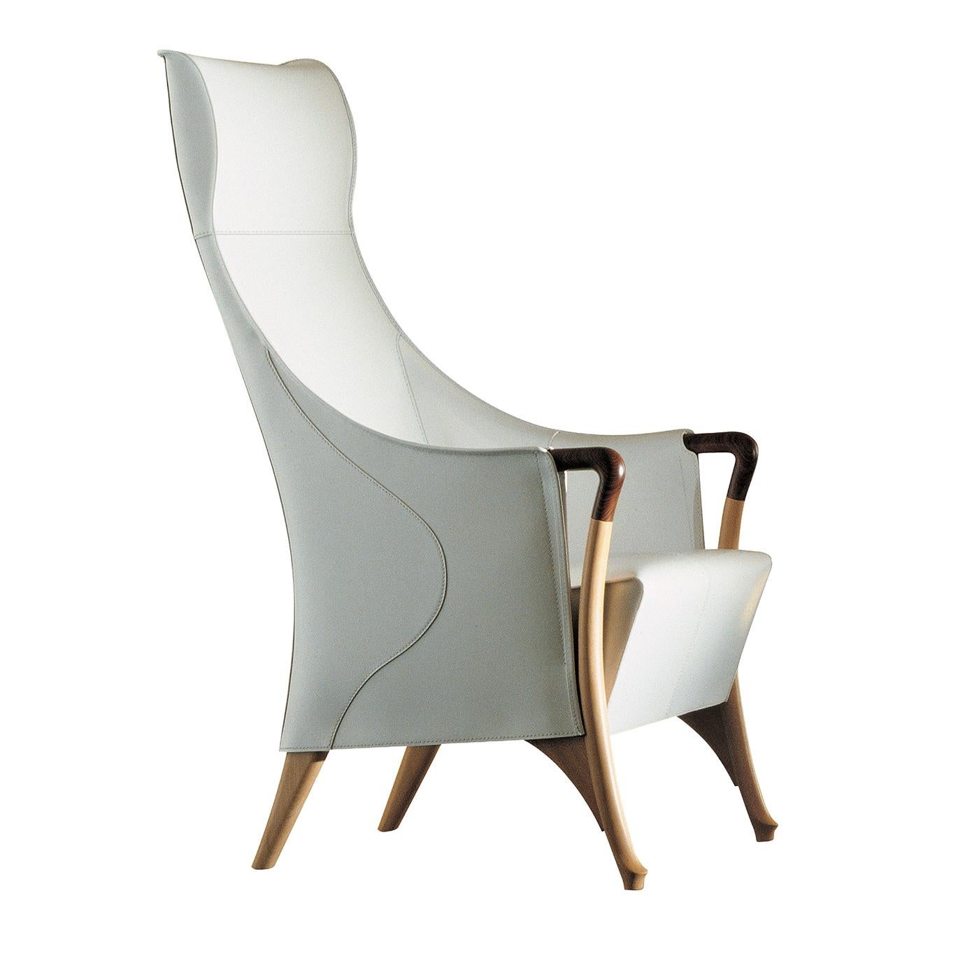 https://a.1stdibscdn.com/progetti-bergere-white-leather-armchair-for-sale-picture-7/f_17062/f_483848421768822257782/1765289128387_RATENY_0028_0021_1_Giorgetti_SL_ProgettiCuoio_armchair_001_HR_2__master.jpg