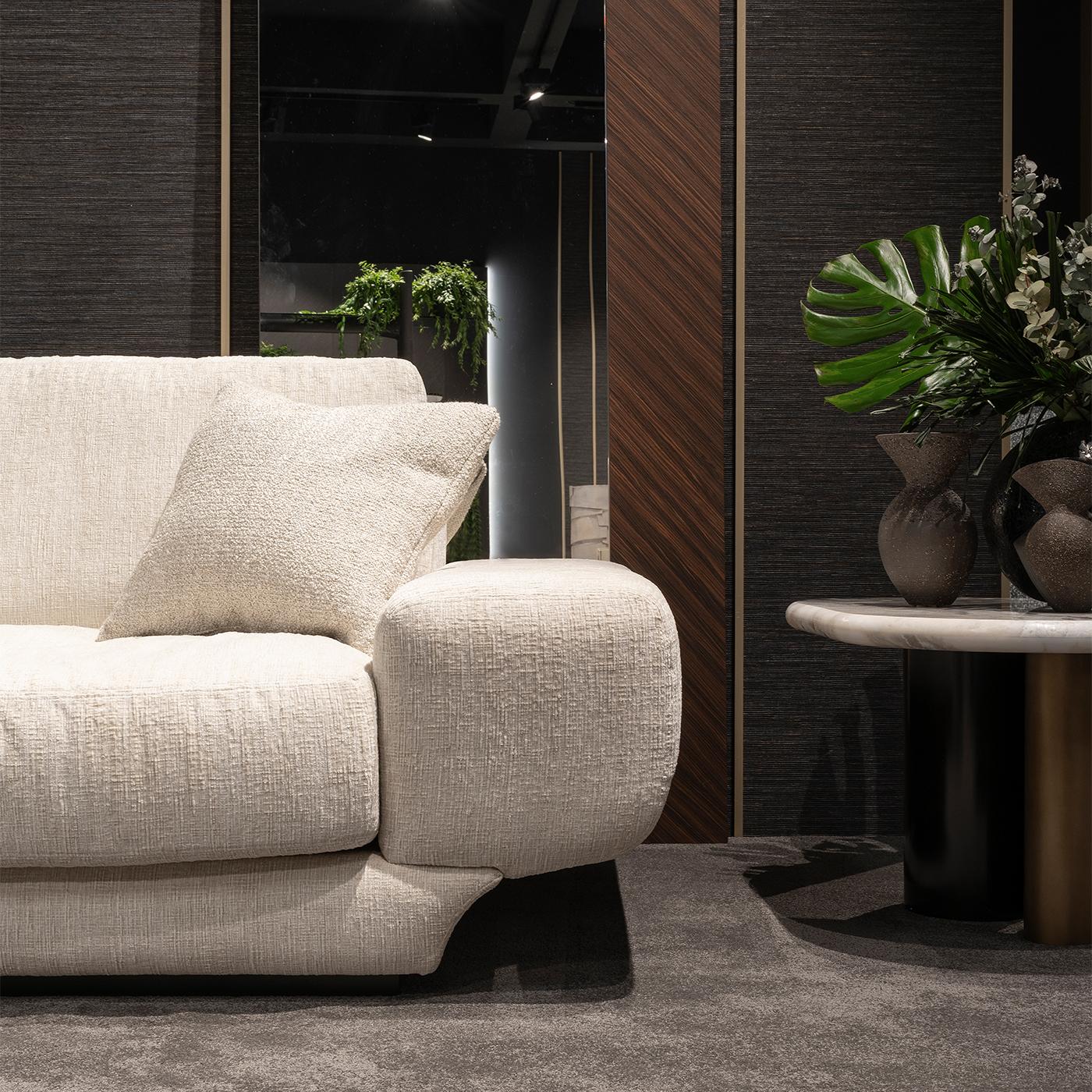 https://a.1stdibscdn.com/milo-3-seater-ivory-sofa-for-sale-picture-3/f_17062/f_486413121770133947306/1766507951928_RATENY_0069_MILO_4__master.jpg