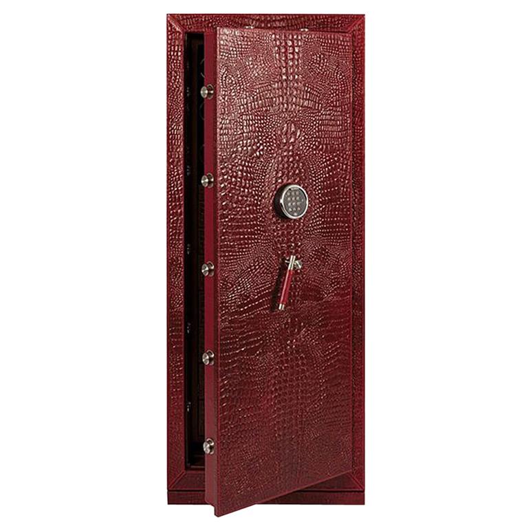 https://a.1stdibscdn.com/luxury-watches-safe-for-sale/1121189/f_176893911579933357193/17689391_master.jpg