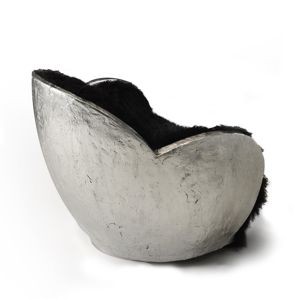 https://a.1stdibscdn.com/egg-lush-silver-and-black-fur-swivel-armchair-for-sale-picture-5/f_17062/f_487784821770905575220/1769180267332_RMSENY_0009_Poltronauovofogliaargento_4__master.jpg