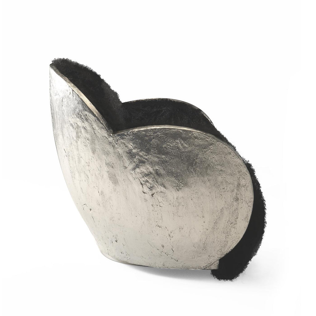 https://a.1stdibscdn.com/egg-lush-silver-and-black-fur-swivel-armchair-for-sale-picture-4/f_17062/f_487784821770905575218/1769180267381_RMSENY_0011_Poltronauovofogliaargento_1__master.jpg
