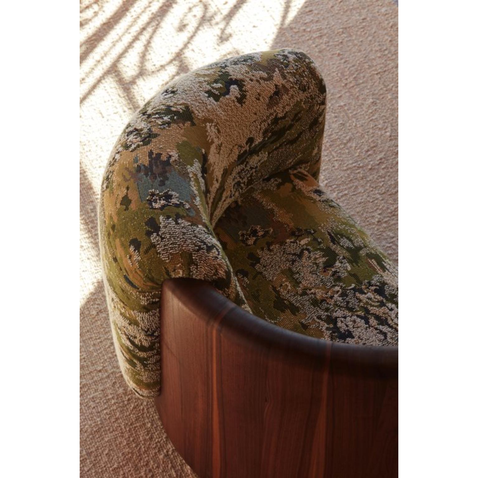 https://a.1stdibscdn.com/ecume-algues-armchair-by-guillaume-chevalier-for-sale-picture-4/f_12192/f_423602621731950959823/17_BAINE_MOUSSE_EDEN_ALGUE_1417_copy_min_master.jpg