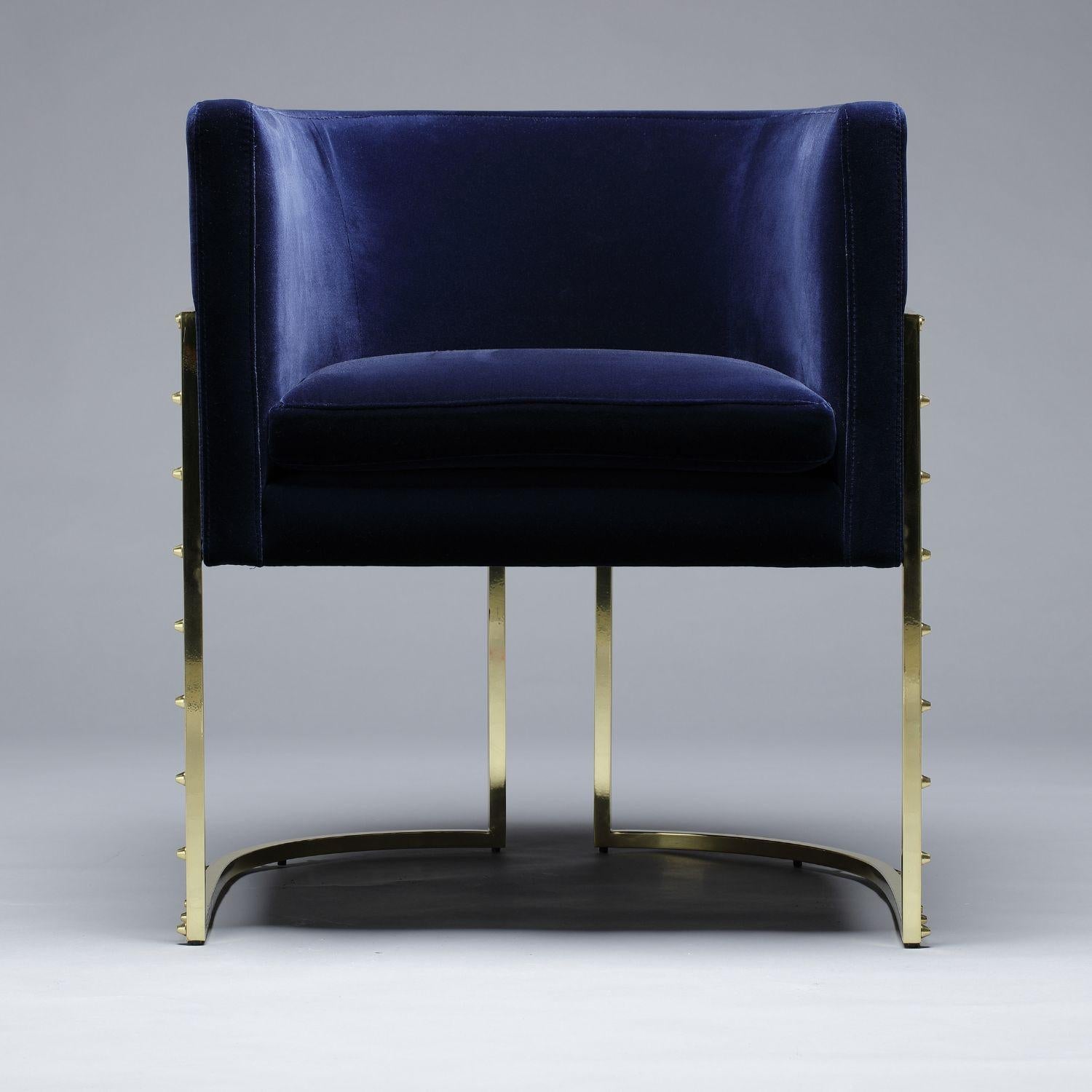 https://a.1stdibscdn.com/21st-century-julius-chair-studded-brass-by-duistt-for-sale-picture-3/f_63222/f_456347121751029746586/17_master.jpg