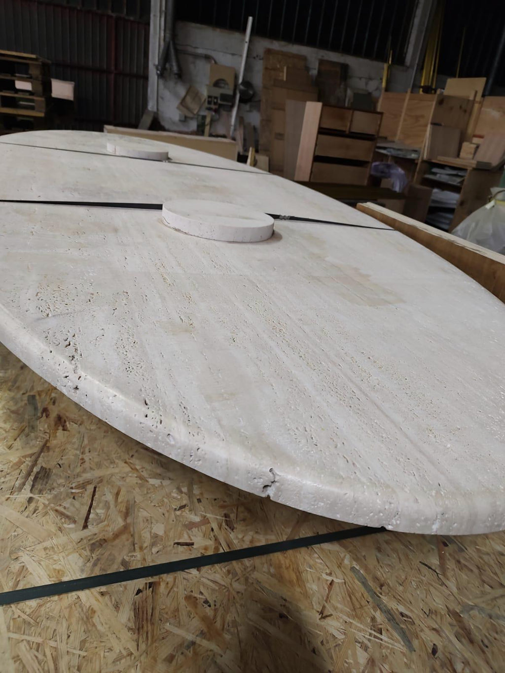 https://a.1stdibscdn.com/bespoke-italian-travertine-oval-dining-table-for-sale-picture-19/f_47872/f_452299121748528503641/17c78a8d_6cdb_4317_a03f_c96fa4dbf34d_master.jpeg