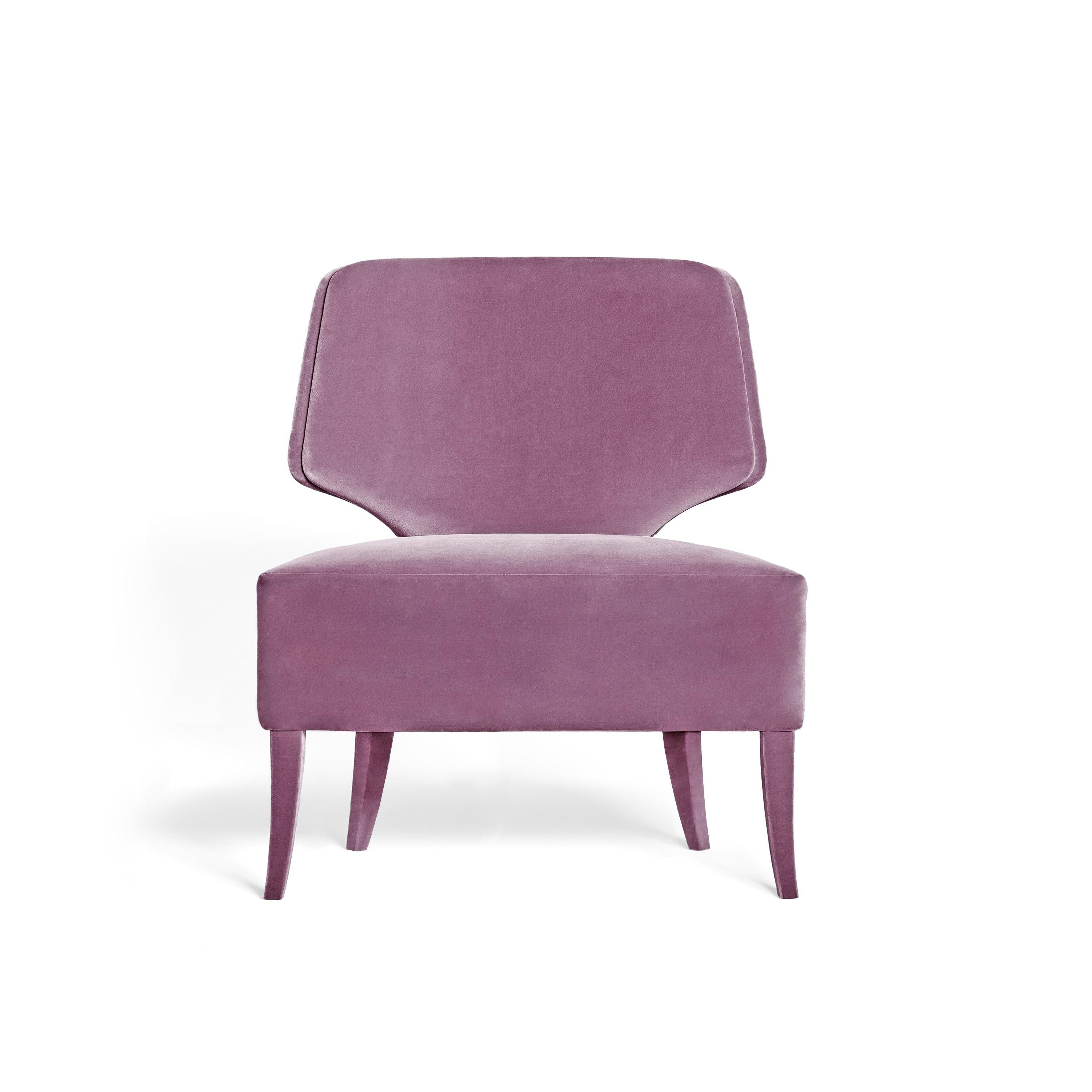 https://a.1stdibscdn.com/couture-lounge-chair-in-hand-tailored-upholstery-hollywood-regency-style-for-sale-picture-5/f_27693/f_491131021772834020266/180228_MUNNA_MELODY_ARMCHAIR_lilac_01_master.jpg