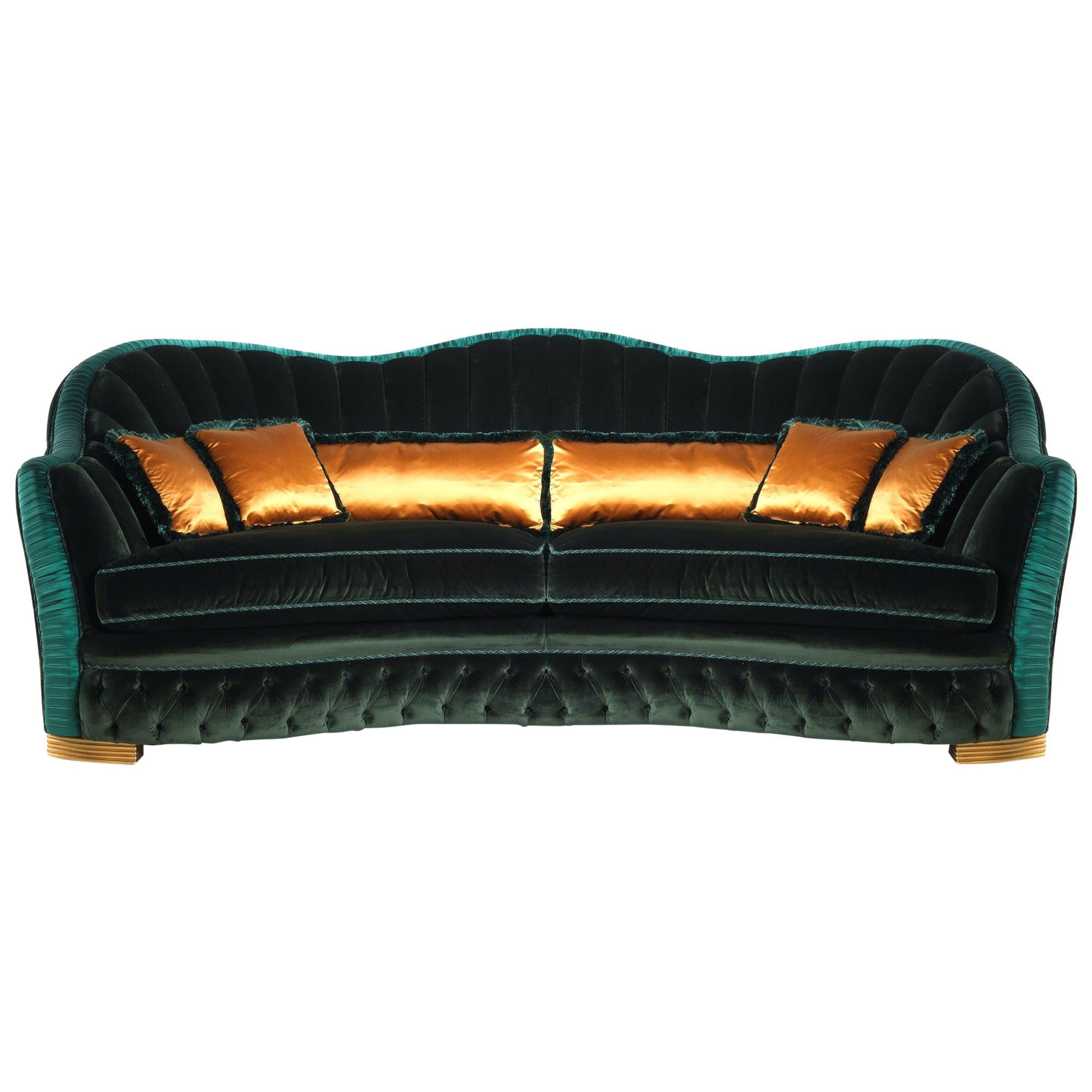 https://a.1stdibscdn.com/smeraldo-italian-three-seat-sofa-with-carved-feet-in-velvet-satin-by-zanaboni-for-sale-picture-3/10286133/f_183026121584387559729/18302612_org_master.jpg