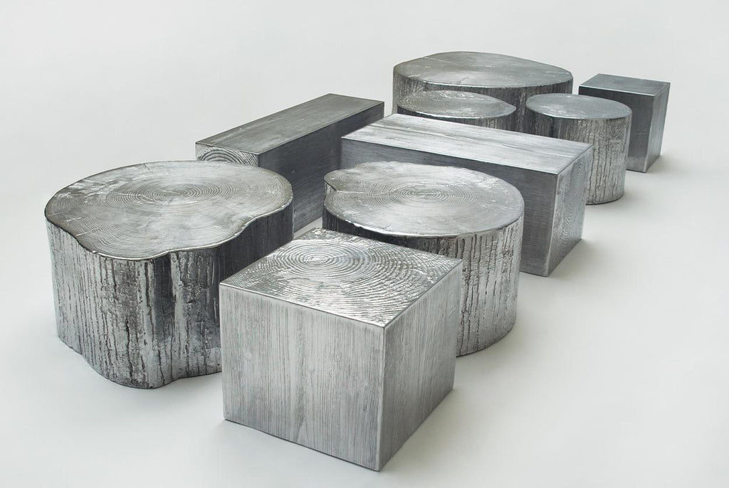 https://a.1stdibscdn.com/modern-andrea-salvetti-dilmos-round-coffee-table-cast-aluminium-indoor-outdoor-for-sale-picture-5/f_55232/f_283702021650967684929/186528851_166337132161649_2116116676882632849_n_master.jpg