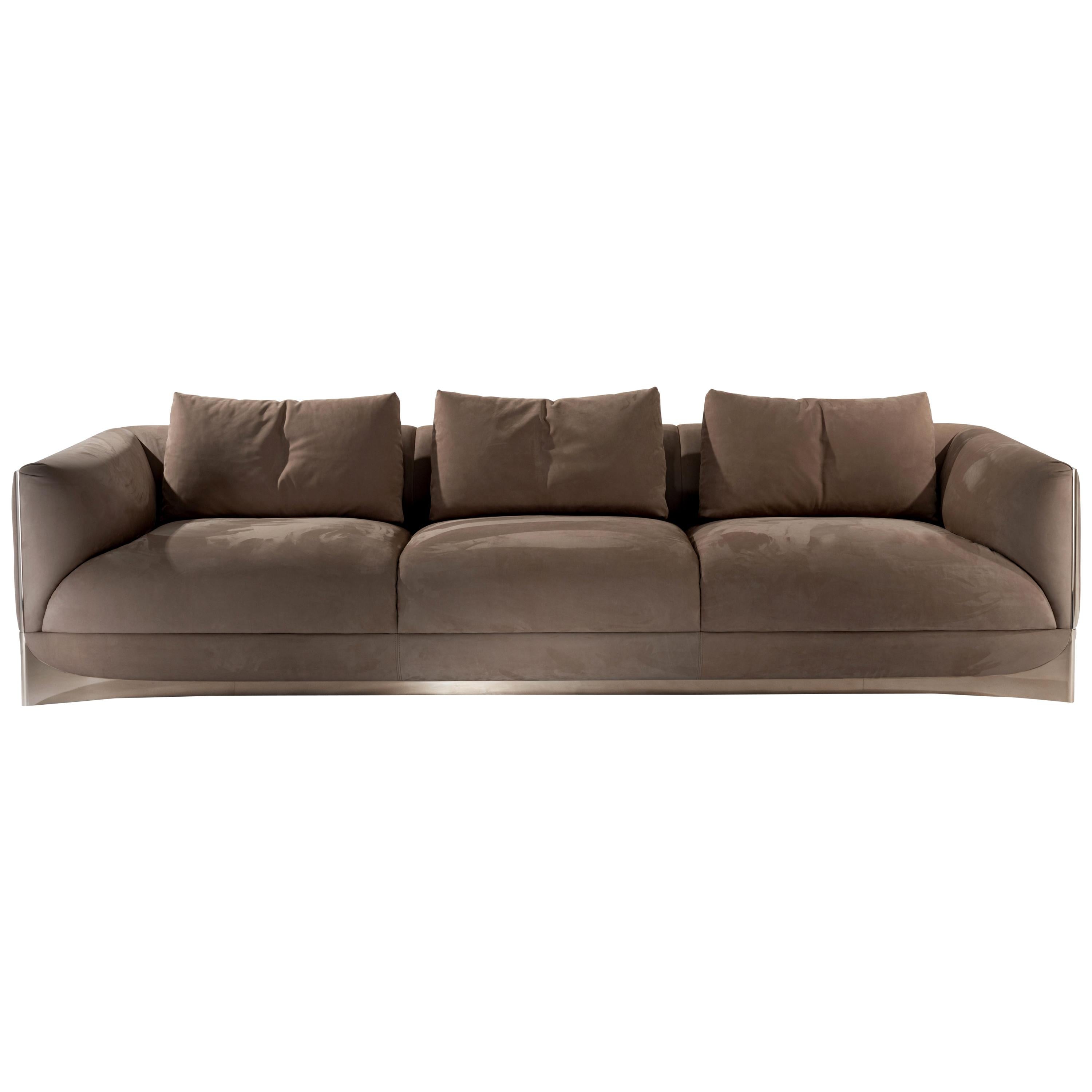 https://a.1stdibscdn.com/visionnaire-ca-foscari-sofa-with-fabric-or-leather-by-alessandro-la-spada-for-sale/1121189/f_188823721588411760358/18882372_master.jpg
