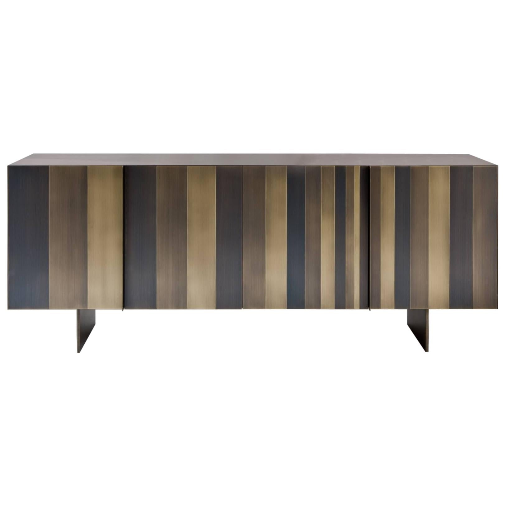 https://a.1stdibscdn.com/laurameroni-stars-modern-low-sideboard-in-burnished-brass-by-bartoli-design-for-sale/1121189/f_190577621590835549051/19057762_master.jpg