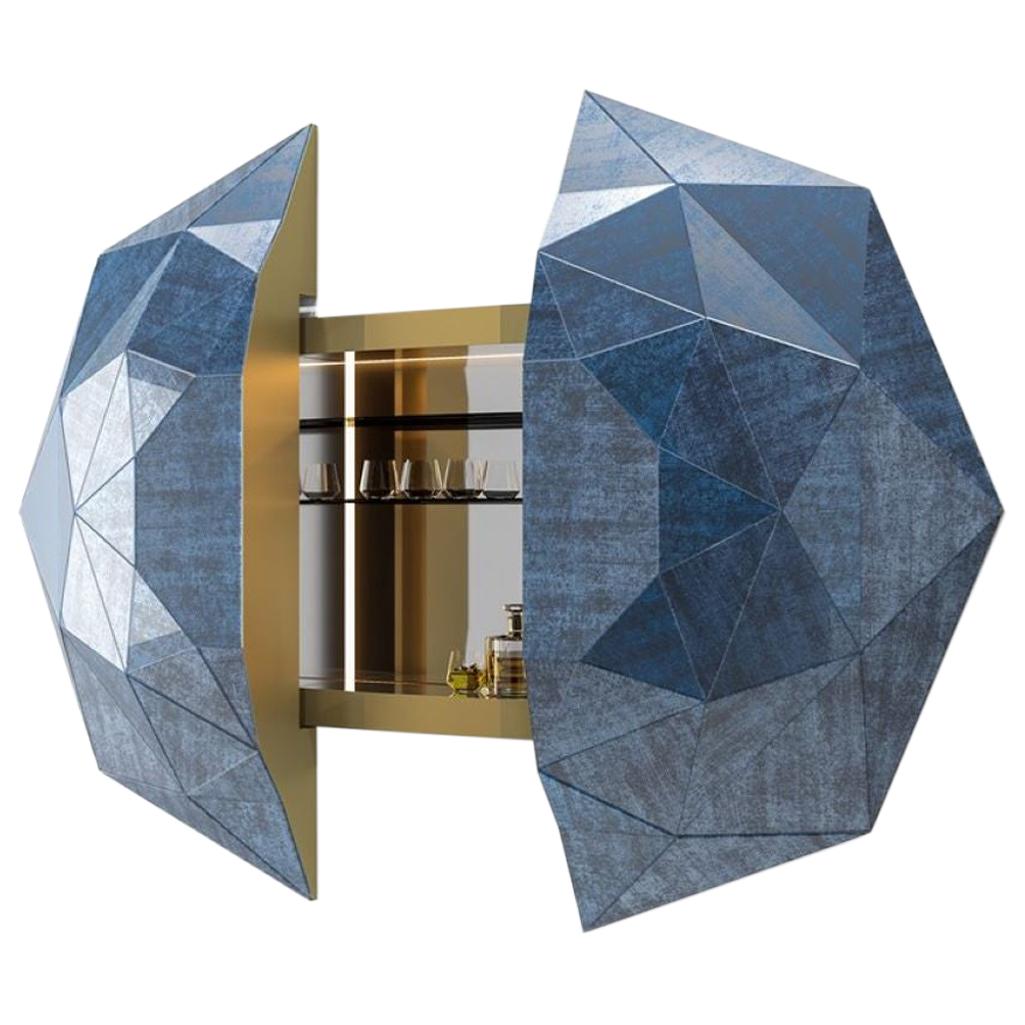 https://a.1stdibscdn.com/amazing-sicis-diamante-bar-cabinet-vetrite-interior-bronzed-glass-for-sale/1121189/f_195273621592594089114/19527362_master.jpg