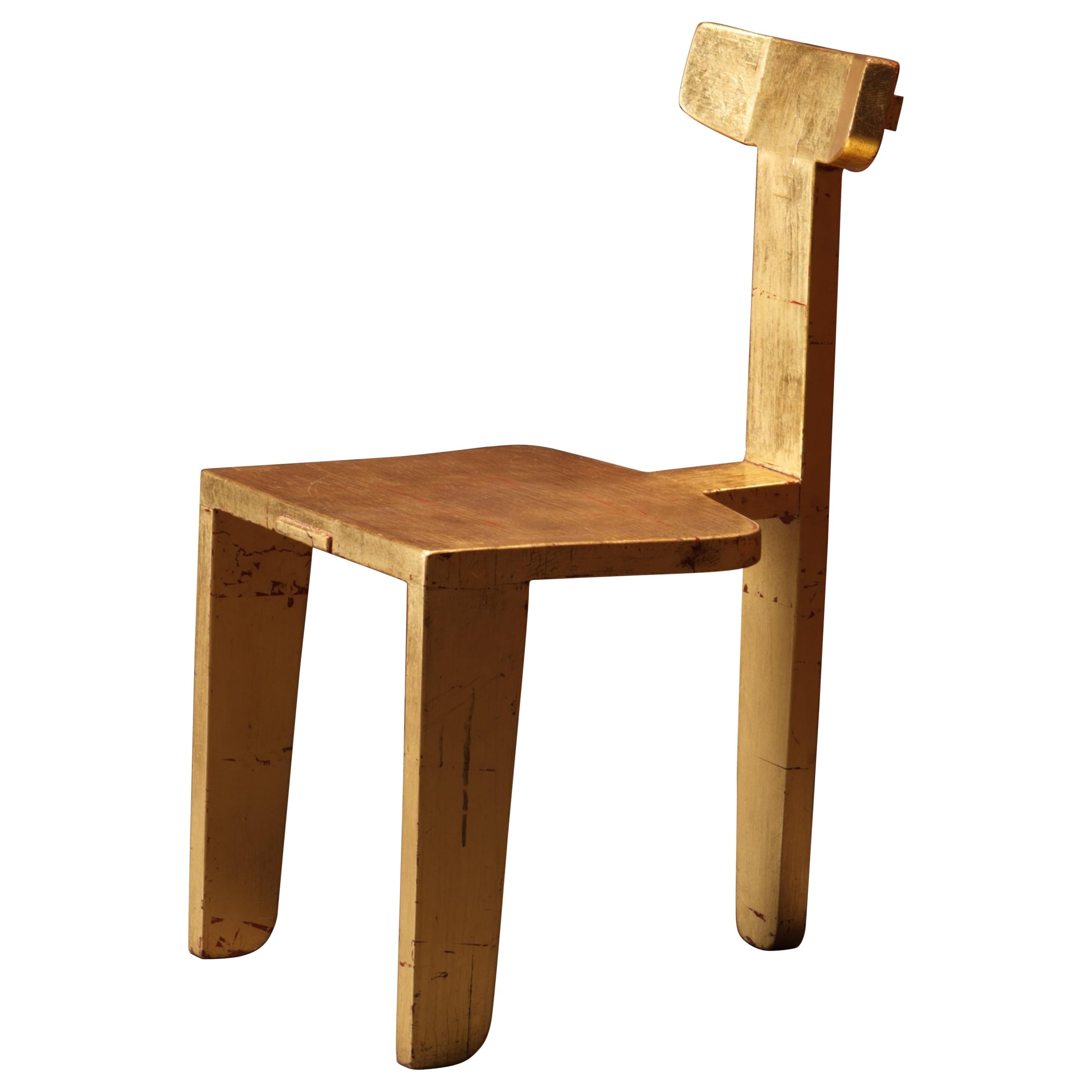 https://a.1stdibscdn.com/laredo-gold-leaf-chair-3-legged-contemporary-design-with-traditional-joinery-for-sale/1121189/f_195411621592650925115/19541162_master.jpg
