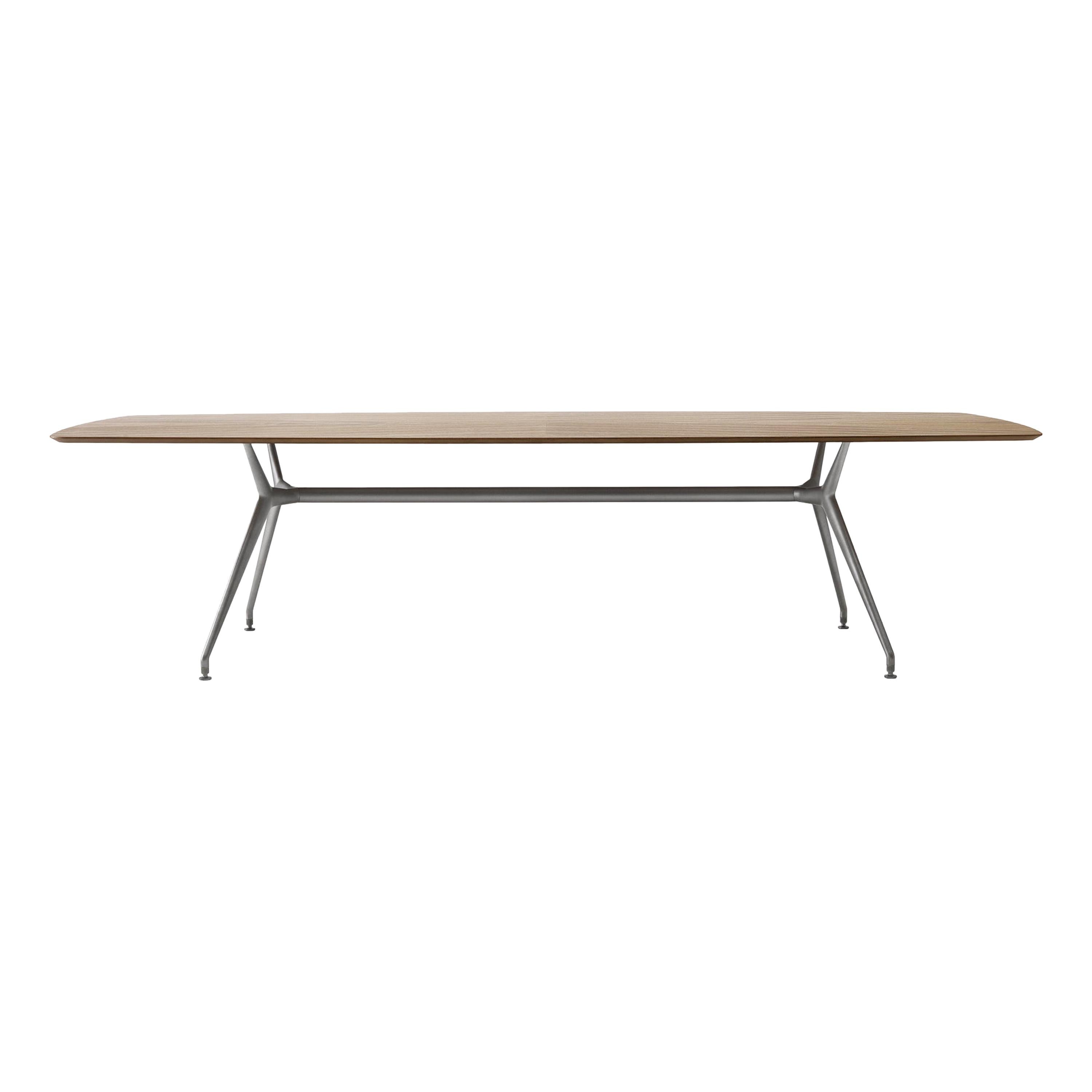 https://a.1stdibscdn.com/italian-boat-shaped-dining-table-in-walnut-wood-for-sale/1121189/f_196255321593246101197/19625532_master.jpg