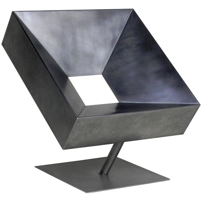 https://a.1stdibscdn.com/cadre-chair-for-sale-picture-5/16041601/f_19804021649067471919/1980402_l_master.jpeg