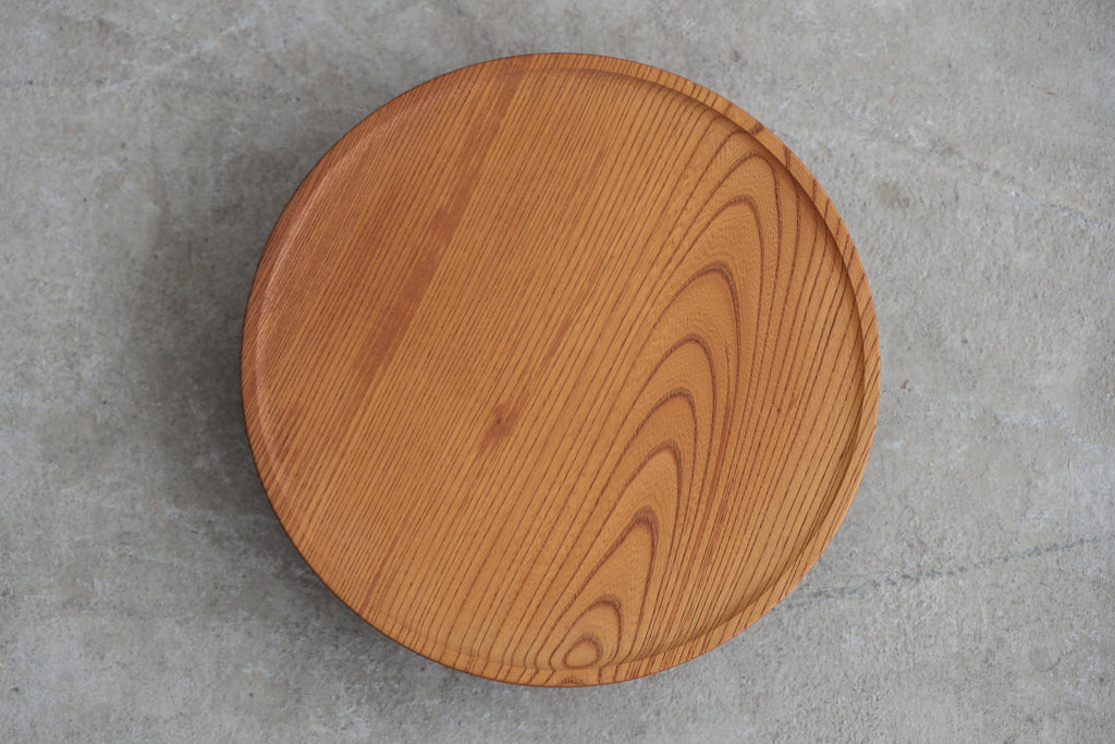https://a.1stdibscdn.com/private-table-coffee-table-japanese-antique-for-sale-picture-2/f_71732/f_456610321751229075081/1A3A9651_master.JPG