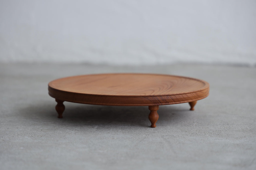 https://a.1stdibscdn.com/private-table-coffee-table-japanese-antique-for-sale-picture-4/f_71732/f_456610321751229073456/1A3A9655_master.JPG
