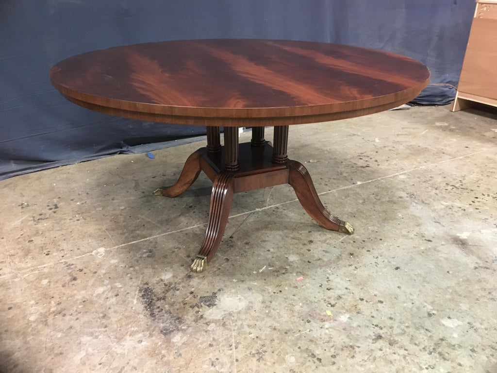 https://a.1stdibscdn.com/60-in-round-mahogany-georgian-style-pedestal-dining-table-by-leighton-hall-for-sale-picture-4/f_44162/f_227264821614449487111/1C202A6A_3F00_44AF_AE76_1A09F6826FC8_master.jpeg