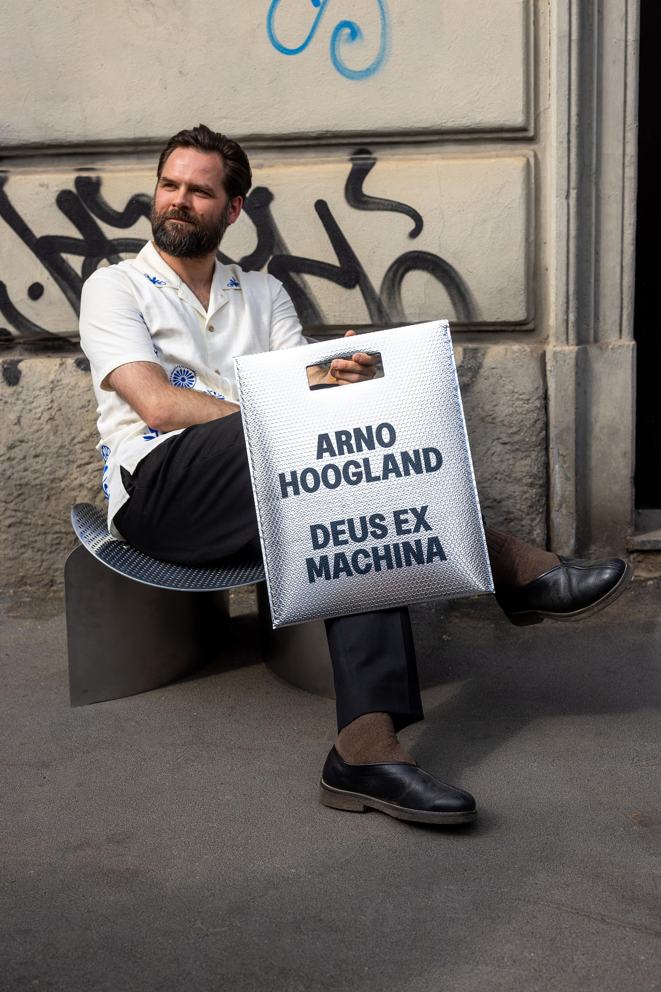 https://a.1stdibscdn.com/r400-perforated-chair-in-silver-polished-aluminum-by-arno-hoogland-for-sale-picture-6/f_12192/f_489596221771950808320/1F8A4704_master.jpg