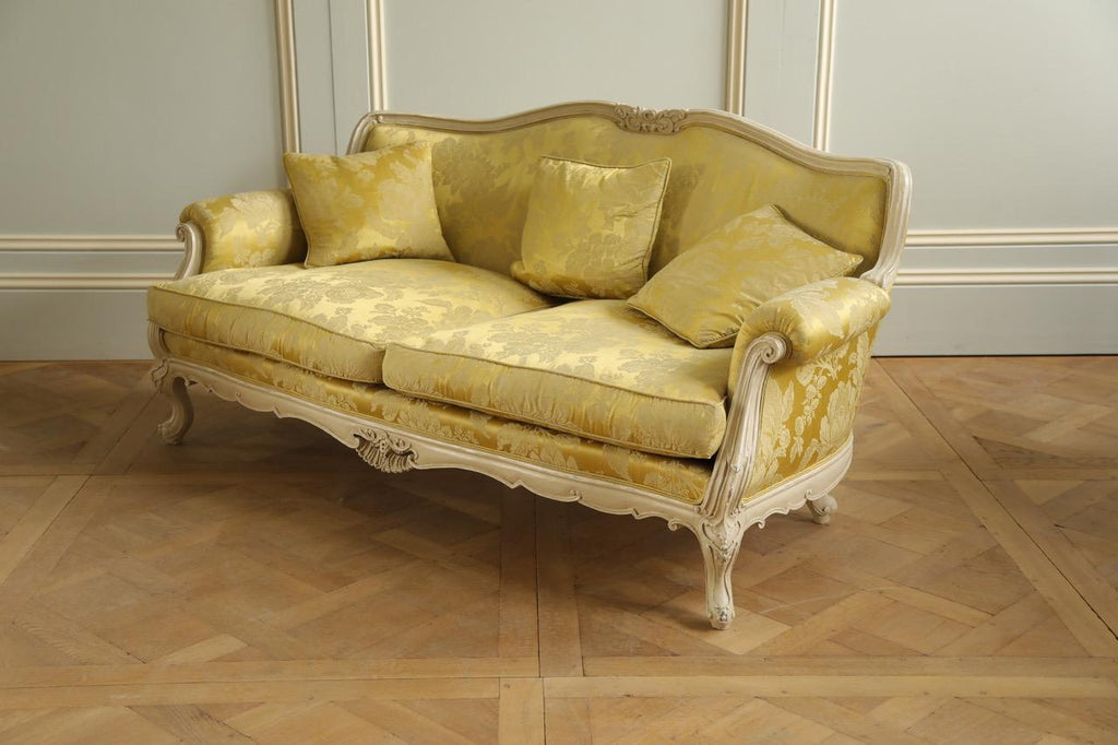 https://a.1stdibscdn.com/hand-carved-louis-xv-style-sofa-made-by-la-maison-london-for-sale-picture-6/f_23353/f_89977711629887301580/1L3A6050_master.jpeg