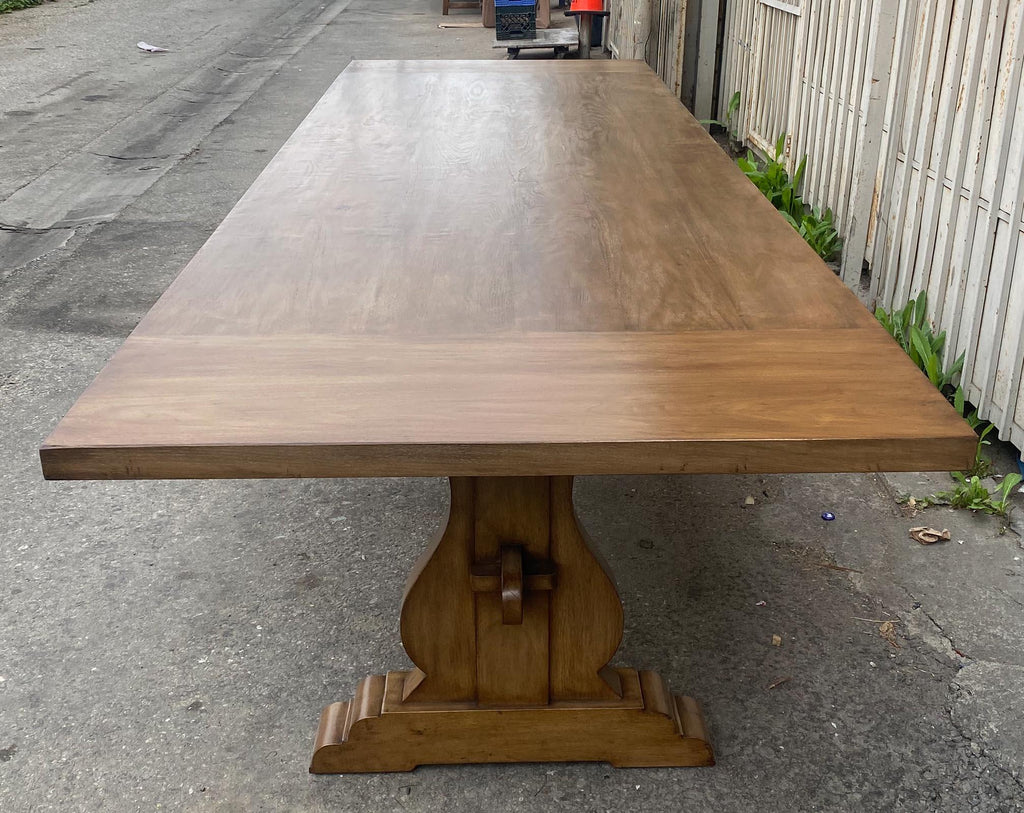 https://a.1stdibscdn.com/dos-gallos-custom-walnut-trestle-table-for-sale-picture-10/f_7978/f_447567821745598386484/1_0_7mod4det10_master.jpg