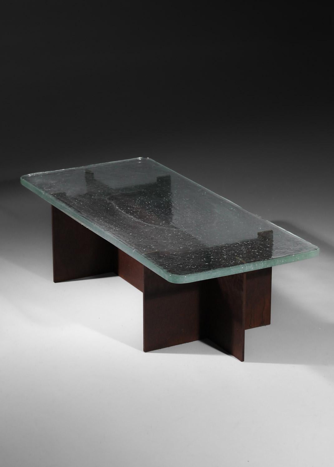 https://a.1stdibscdn.com/coffee-table-with-vintage-transparent-glass-top-and-modern-steel-base-for-sale-picture-4/f_30663/f_481266421767022475422/1_3_master.jpg