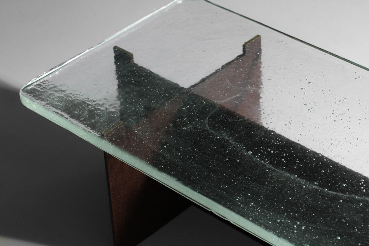 https://a.1stdibscdn.com/coffee-table-with-vintage-transparent-glass-top-and-modern-steel-base-for-sale-picture-8/f_30663/f_481266421767022475605/1_8_master.jpg