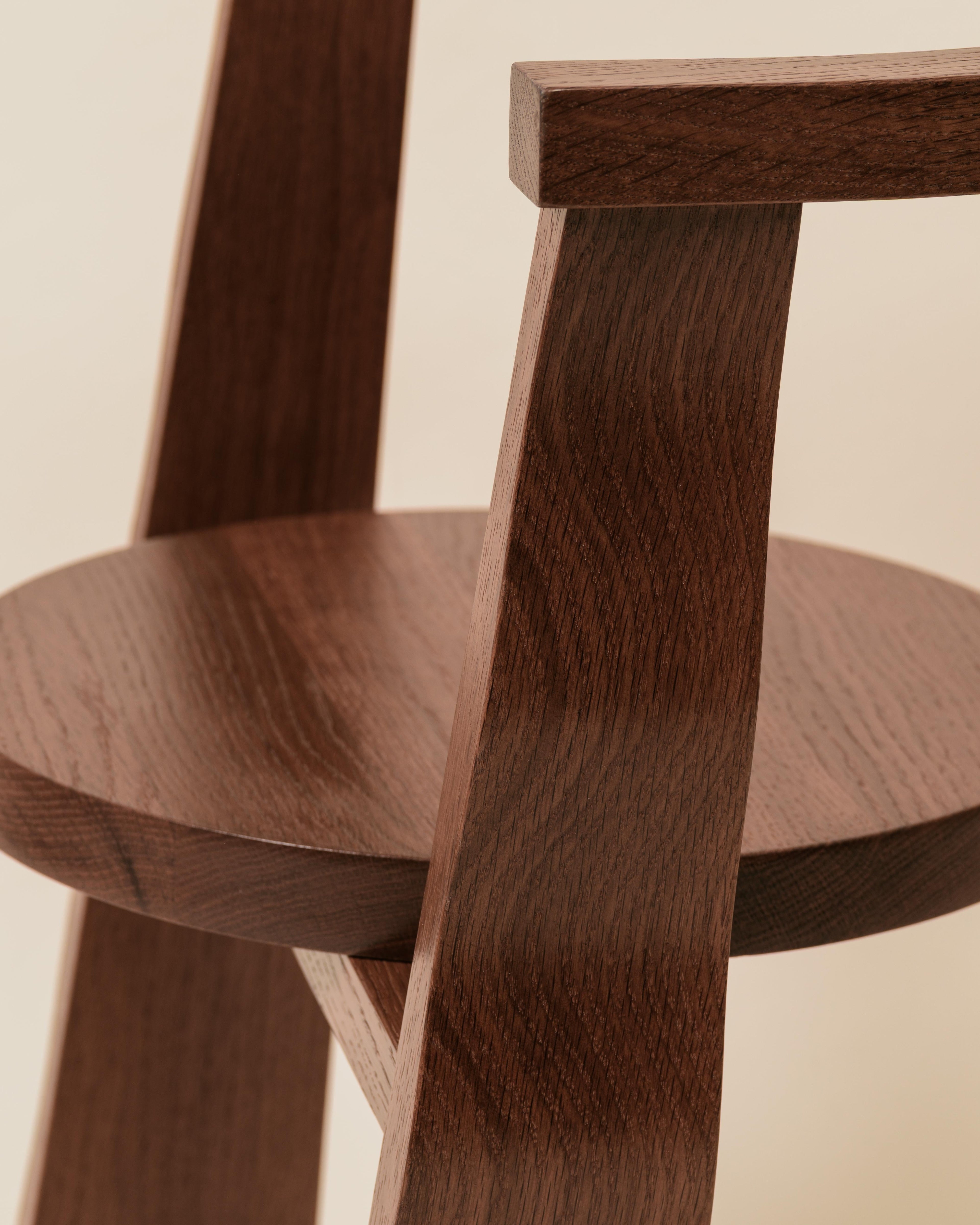 https://a.1stdibscdn.com/puro-chair-in-stained-oak-by-elina-ulvio-for-sale-picture-8/f_12192/f_482993921768309137824/1_ELINA_ULVIO_PURO_CHAIR_6_PHOTO_AAVA_ERONEN_print_master.jpg