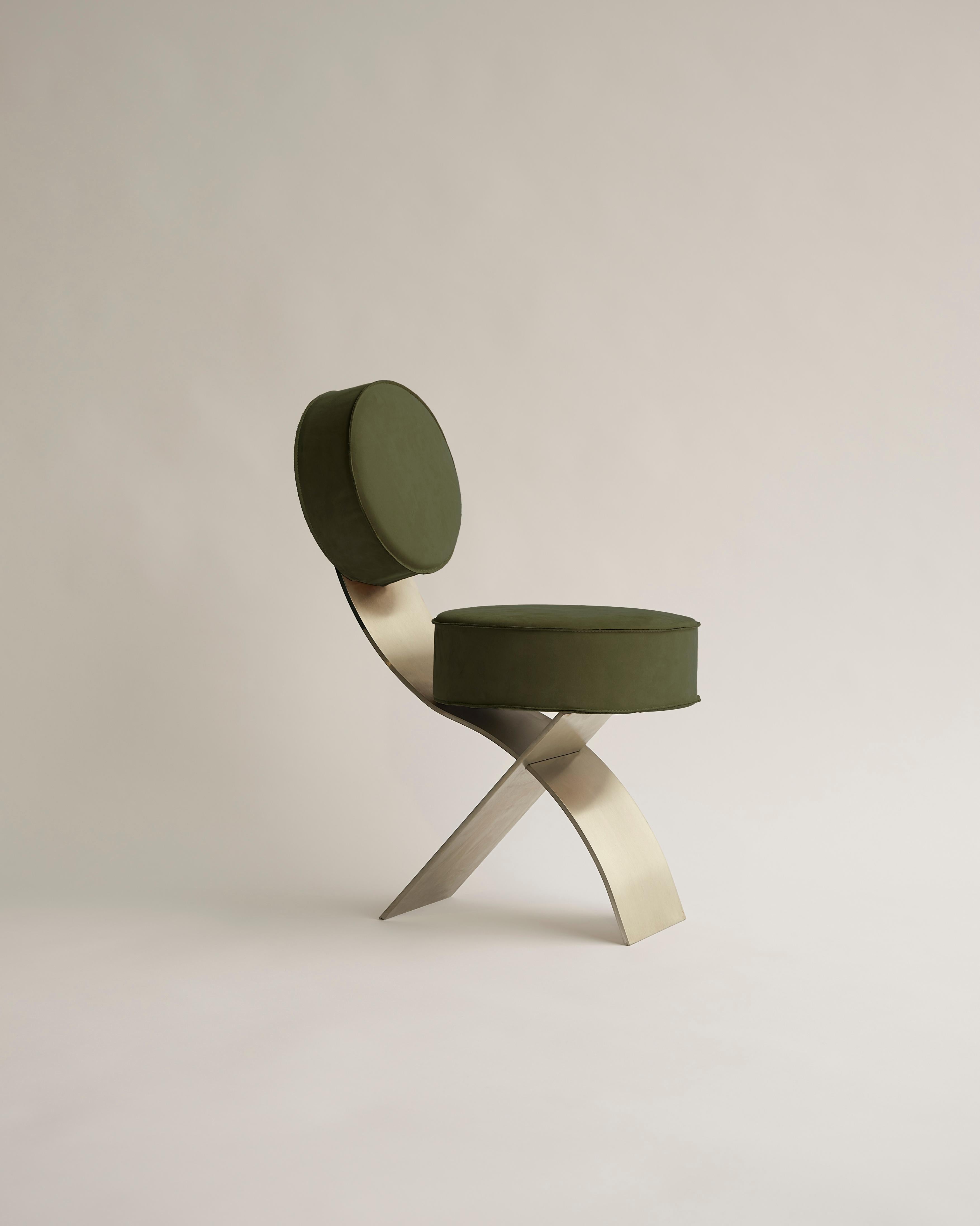 https://a.1stdibscdn.com/exo-stainless-steel-chair-by-mingardo-for-sale-picture-3/f_12192/f_492093721773411860236/1_MINGARDO_chair_AndreaTognon_master.jpg