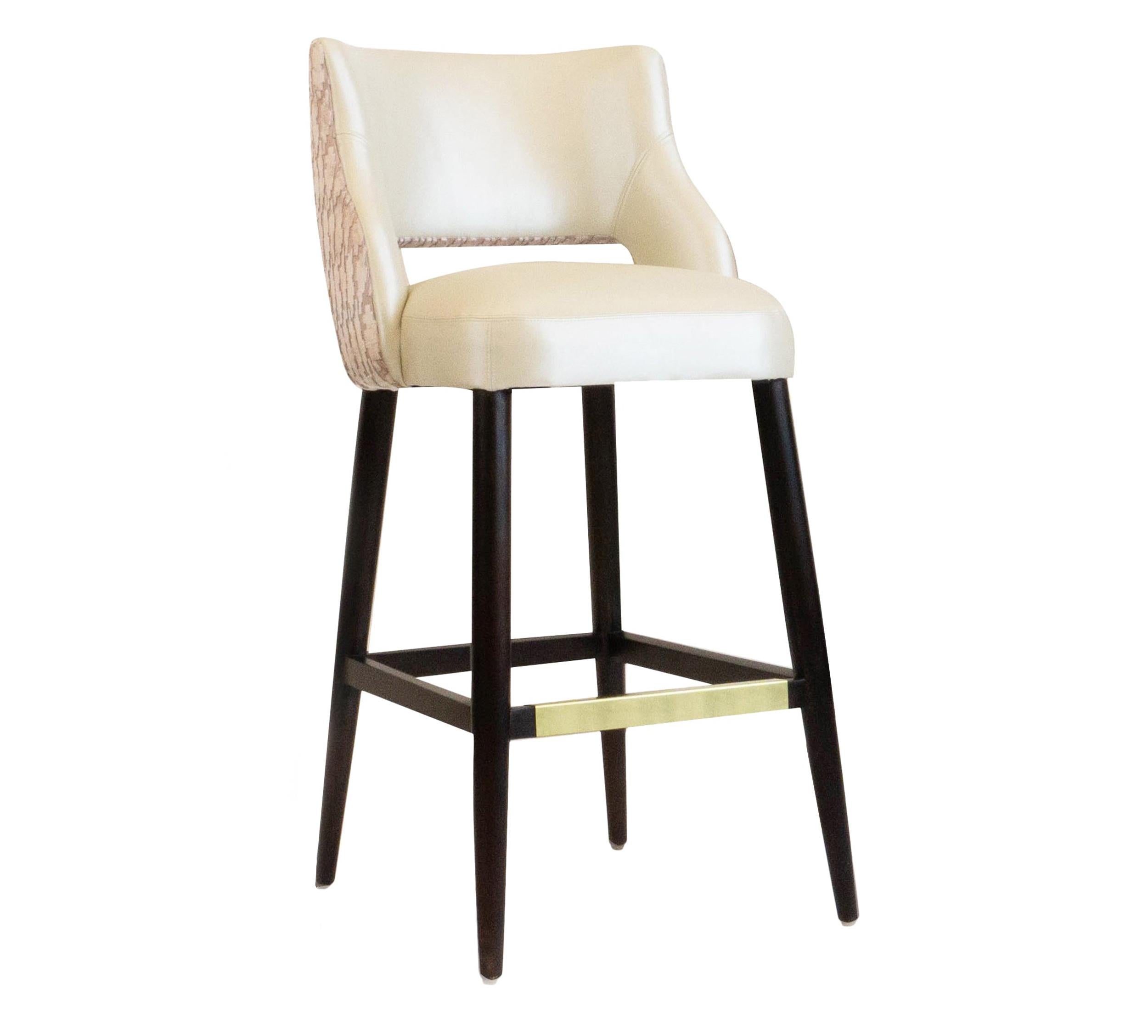 https://a.1stdibscdn.com/modern-armless-bar-or-counter-stool-with-relaxed-backrest-for-sale-picture-2/f_21233/f_218850421611077539569/1_angle_master.jpg