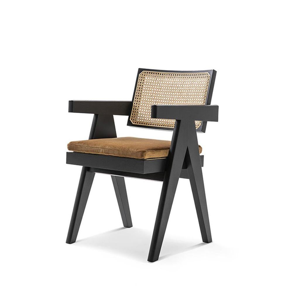 https://a.1stdibscdn.com/pierre-jeanneret-051-capitol-complex-office-chair-by-cassina-for-sale-picture-5/f_14272/f_315730421670070565498/1_cassina_capitol_complex_office_chair_hommage_o_pierre_jeanneret_cassina_rd_master.jpg
